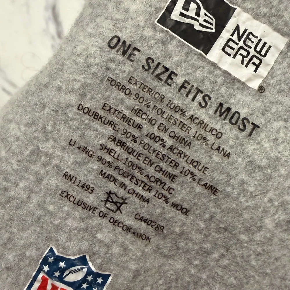 New Era Seattle Seahawks Beanie - Lime Green, Charcoal,‎ and Navy - Picture 2 of 7